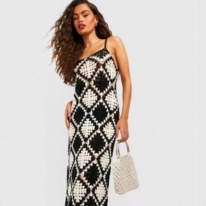 BOOHOO - MONO PATCHWORK CROCHET MAXI DRESS NWT, LARGE
